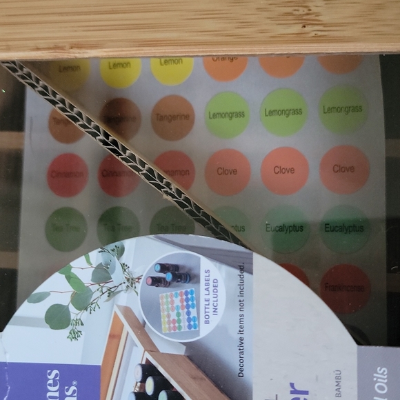 Better Homes & Gardens Essential Oil Organizer with Stickers - Picture 2 of 2